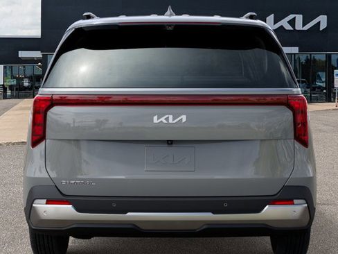 New 2026 Kia Carnival SX image 13