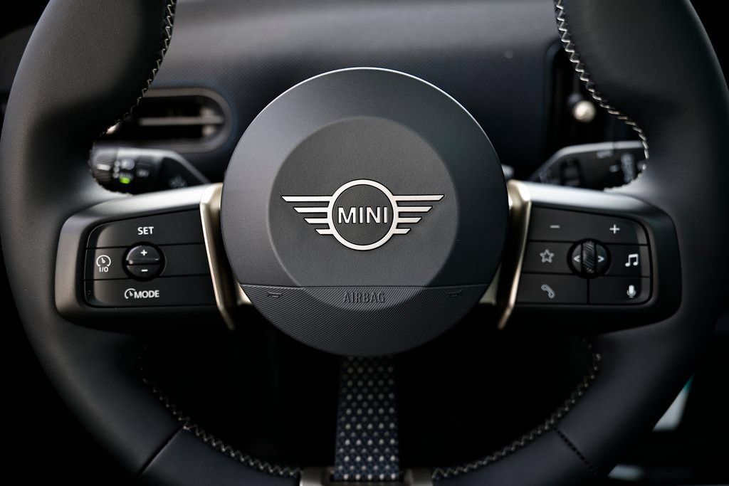 New 2026 MINI Cooper S FWD image 32