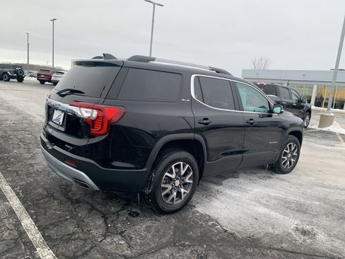 Used 2023 GMC Acadia SLE w/ Driver Convenience Package image 5