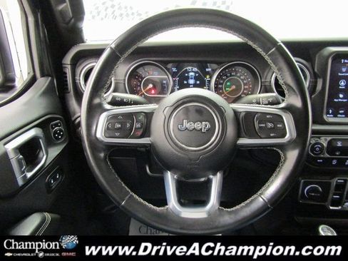 Used 2021 Jeep Gladiator Overland w/ Popular Equipment Package image 30