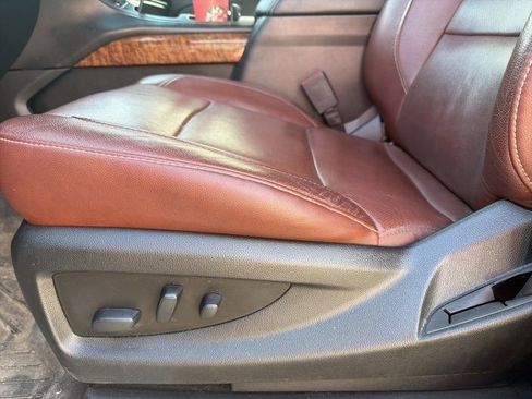 Used 2020 Chevrolet Tahoe Premier w/ Premier Plus Edition image 8