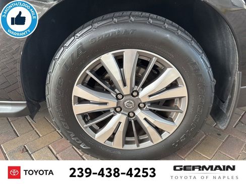 Used 2020 Nissan Pathfinder S FWD image 11