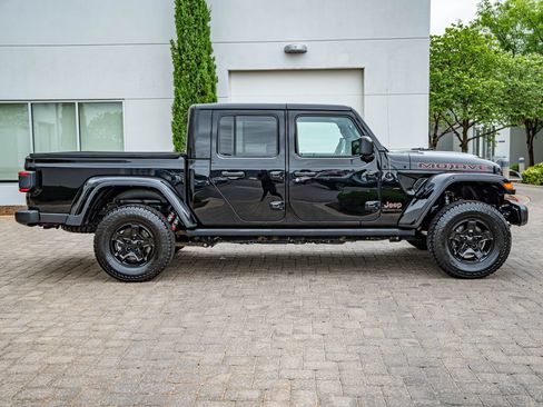 Used 2021 Jeep Gladiator Mojave w/ Dual Top Group AWD/4WD image 4