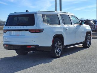 Used 2024 Jeep Wagoneer L Series II w/ Flexible Seating Group video 2