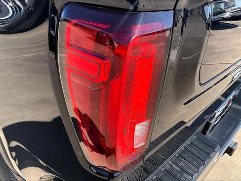 Certified 2022 GMC Sierra 1500 SLT image 28