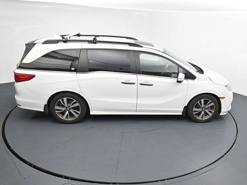 Used 2023 Honda Odyssey Touring image 17