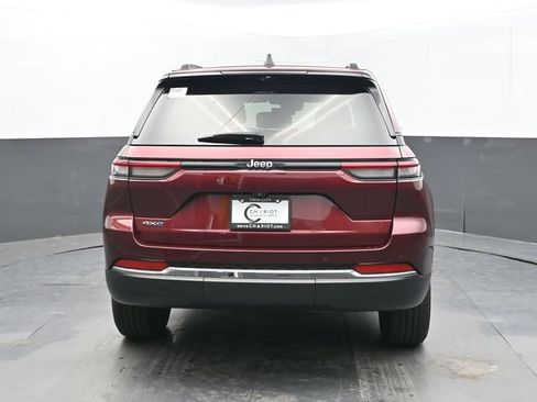 Used 2023 Jeep Grand Cherokee 4WD 4xe w/ Luxury Tech Group II image 6