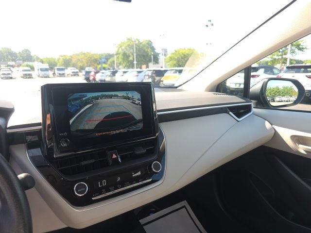 Used 2026 Toyota Corolla LE FWD image 21