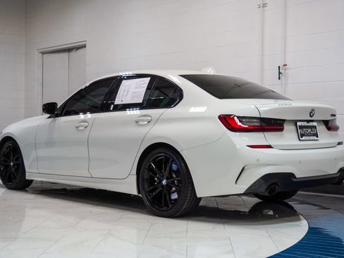 Used 2022 BMW 330i Sedan w/ M Sport Package RWD image 32