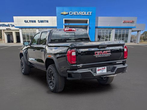 New 2026 GMC Canyon Elevation w/ Convenience Package image 12