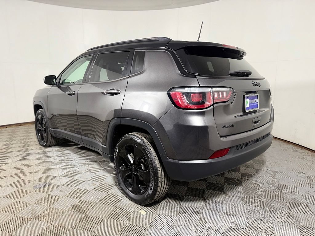 Used 2019 Jeep Compass Latitude AWD/4WD image 4