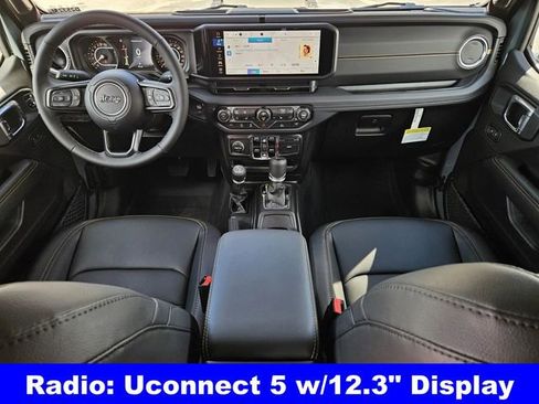 New 2025 Jeep Gladiator Sport image 10