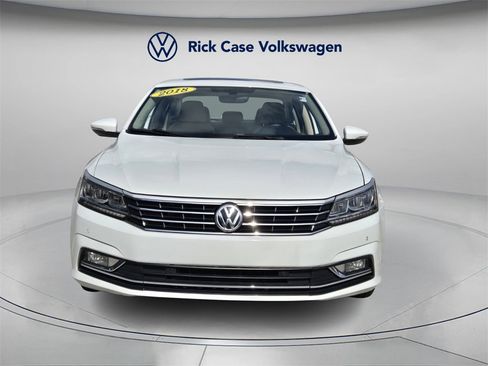 Used 2018 Volkswagen Passat 2.0T SE image 5