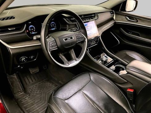 Used 2021 Jeep Grand Cherokee L Limited AWD/4WD image 12