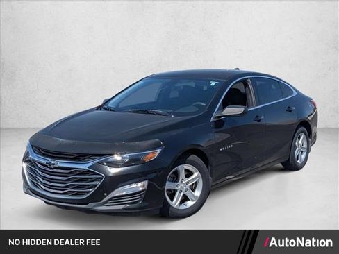 Used 2020 Chevrolet Malibu LS FWD image 1
