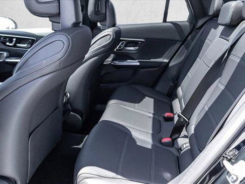 New 2026 Mercedes-Benz GLC 300 4MATIC image 21