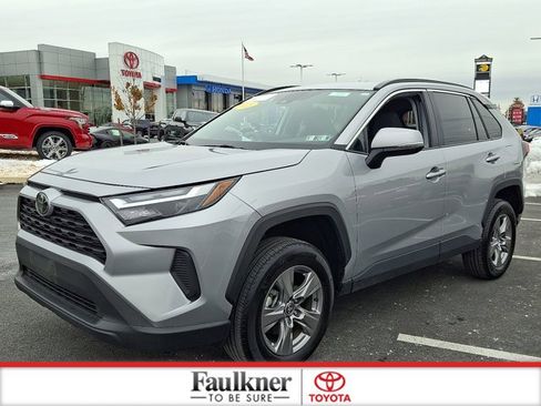 Certified 2025 Toyota RAV4 XLE image 3