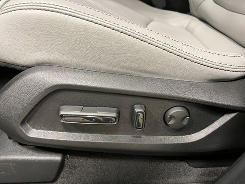 New 2025 Honda Pilot EX-L image 17