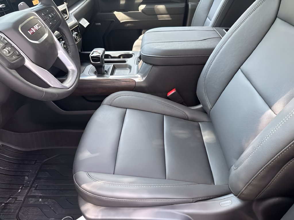 New 2026 GMC Sierra 1500 SLT AWD/4WD image 9