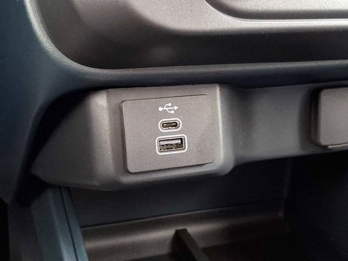 New 2025 Ford Maverick XL w/ Equipment Group 101A image 17