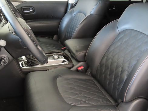 Used 2023 Nissan Armada Platinum w/ Captain's Chairs Package RWD image 11