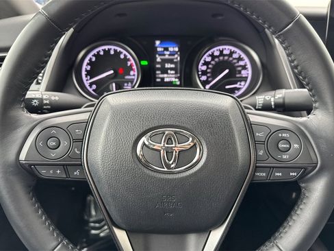 Used 2023 Toyota Camry SE image 25