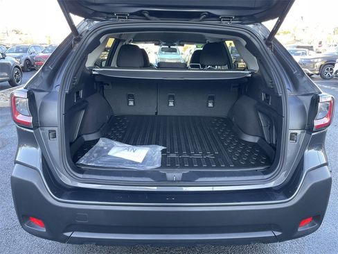 Used 2024 Subaru Outback Premium image 36