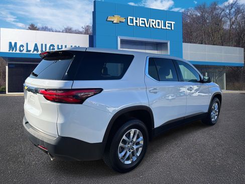 Certified 2023 Chevrolet Traverse LS image 3