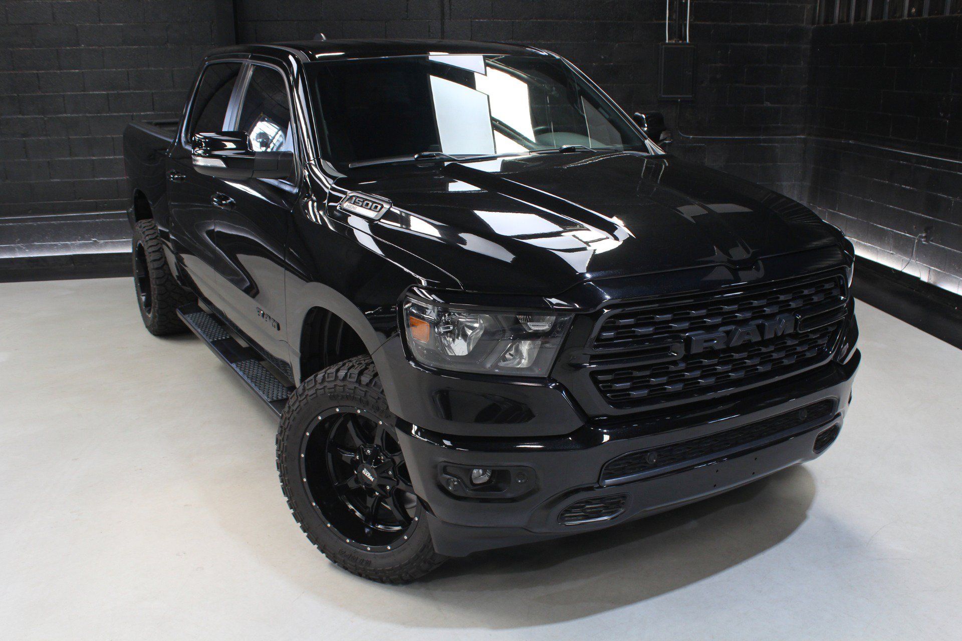 Used 2022 RAM 1500 Big Horn AWD/4WD image 12