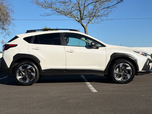 Used 2025 Subaru Crosstrek 2.5i Limited w/ Crosstrek Mirror Package image 3