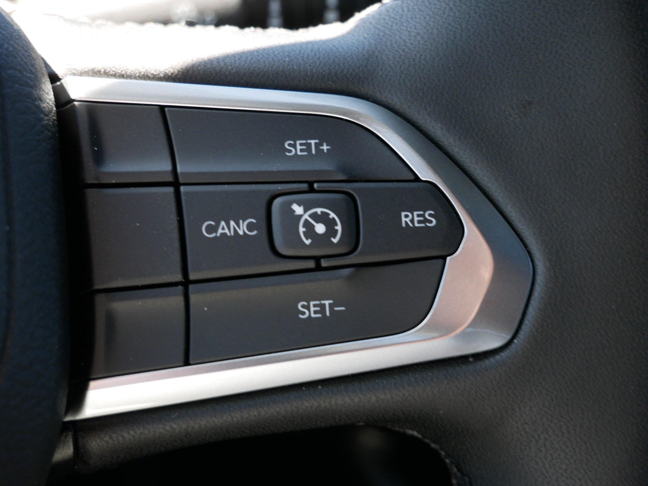 New 2026 Jeep Compass Latitude AWD/4WD image 20