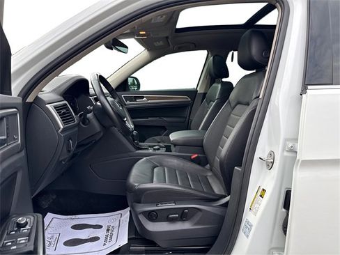 Used 2019 Volkswagen Atlas SEL Premium image 10