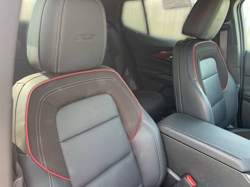 Used 2025 Chevrolet Equinox EV RS AWD/4WD image 33