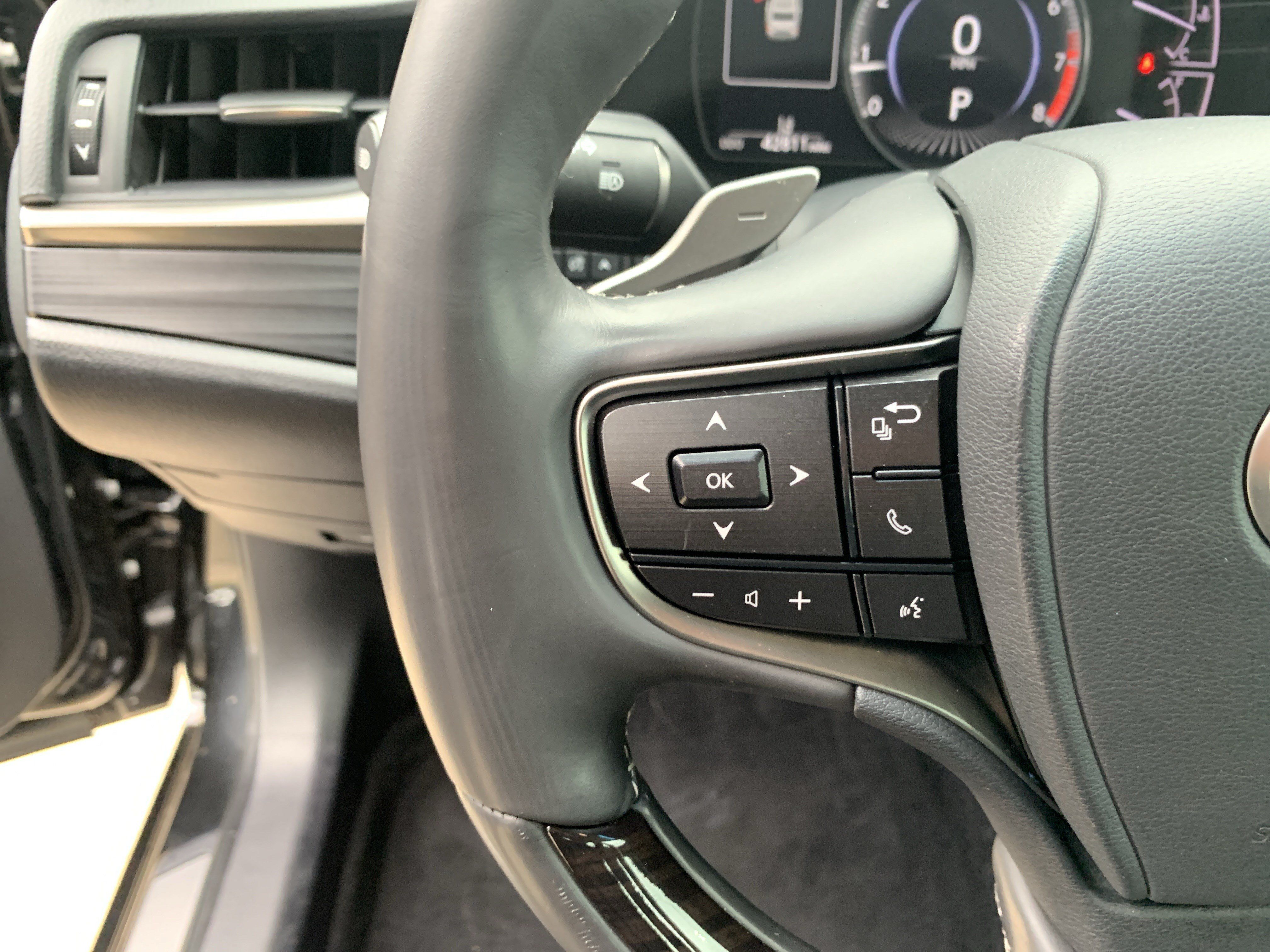 Certified 2021 Lexus ES 350 w/ Premium Package FWD image 19