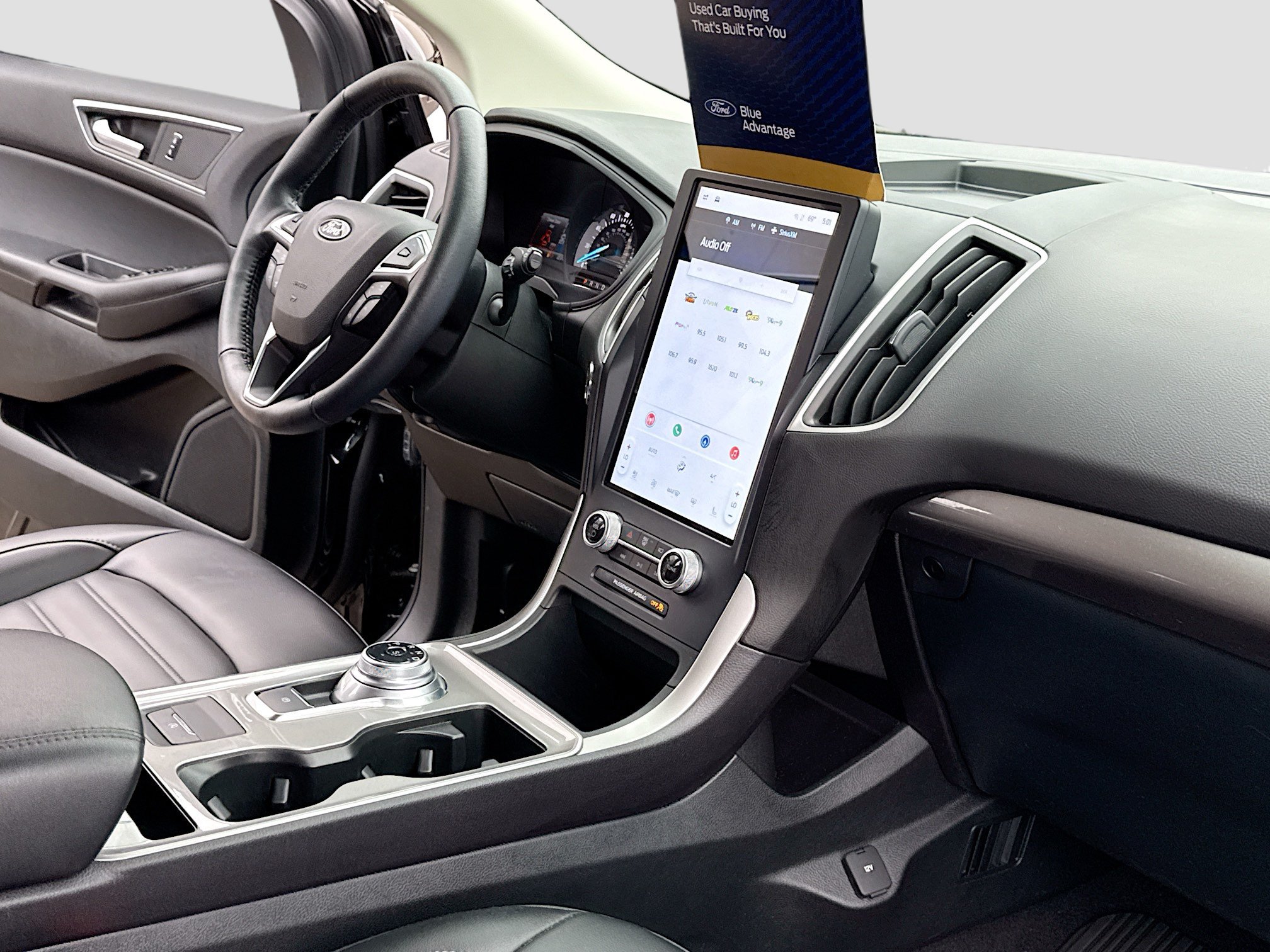 Used 2023 Ford Edge SEL w/ Convenience Package AWD/4WD image 5