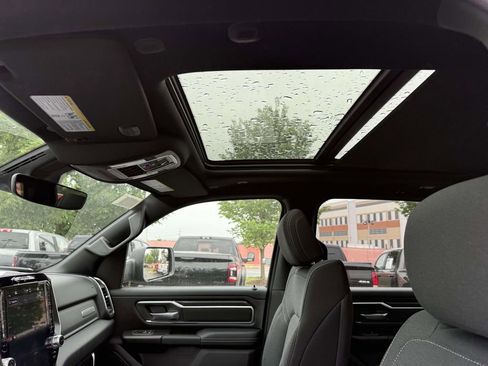 New 2026 RAM 1500 4x4 Crew Cab image 4