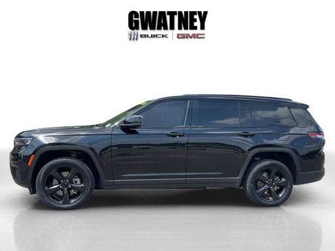 Used 2023 Jeep Grand Cherokee L Laredo image 4