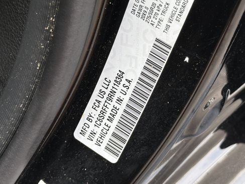 Used 2024 RAM 1500 Big Horn AWD/4WD image 36