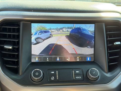 Used 2023 GMC Acadia AT4 w/ GMC Pro Grade Package AWD/4WD image 19