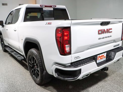 Used 2025 GMC Sierra 1500 Elevation w/ Elevation Premium Package image 9