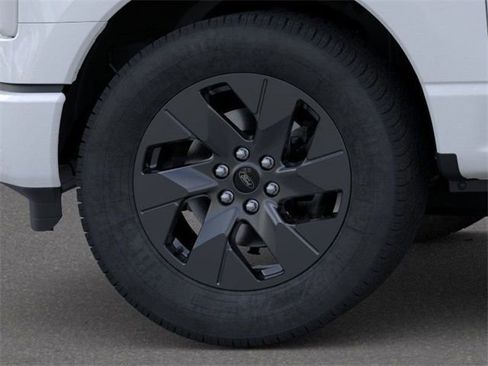 New 2025 Ford F150 Lightning Flash image 19