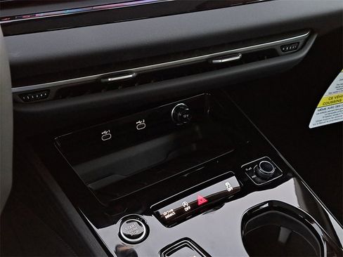 New 2025 Audi A5 2.0T Premium image 14