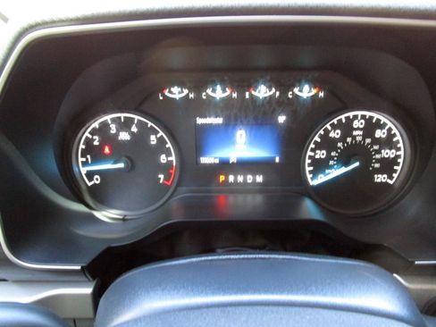 Used 2022 Ford F150 XL w/ Equipment Group 101A High AWD/4WD image 11