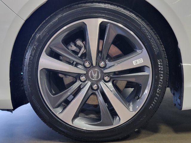 Certified 2025 Acura TLX w/ Technology Package FWD image 9