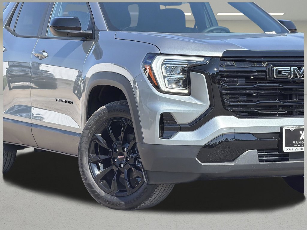 New 2027 GMC Terrain Elevation w/ Black Edition FWD image 2