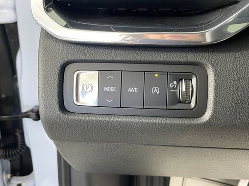 New 2026 GMC Acadia Denali Ultimate w/ LPO, Illumination Package AWD/4WD image 13