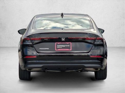 New 2025 Honda Accord SE image 8