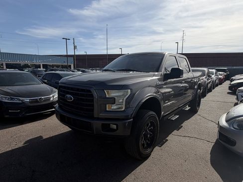 Used 2016 Ford F150 XLT w/ Equipment Group 302A Luxury RWD image 2