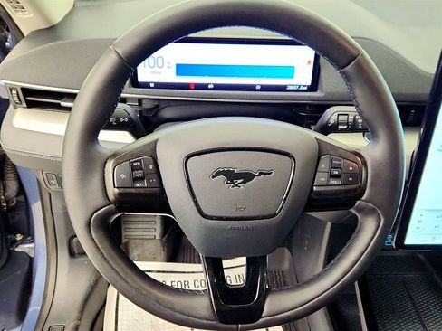 Used 2021 Ford Mustang Mach-E Select image 17