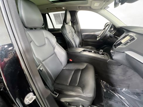 Used 2023 Volvo XC90 B5 Core w/ Protection Package Premier image 30
